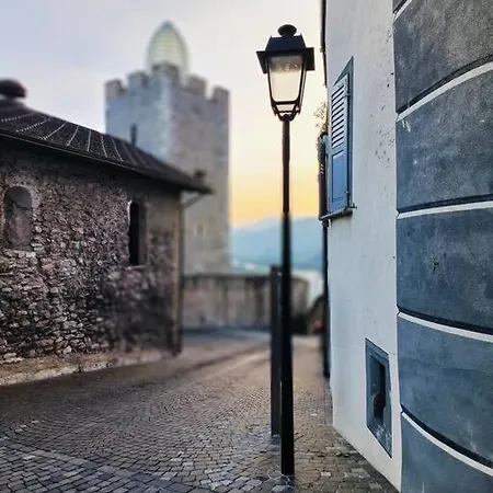 Casa Jenini - Im Patrizierhaus Neben Schloss * Leuk