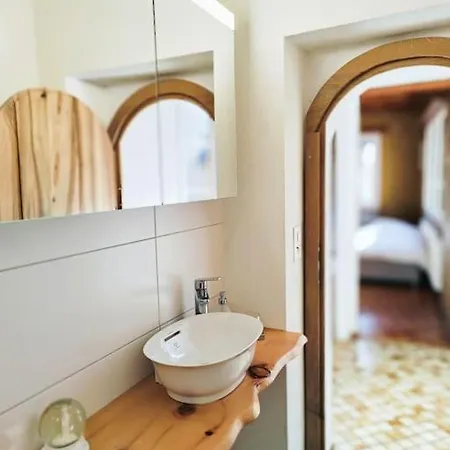 아파트 Casa Jenini - Im Patrizierhaus Neben Schloss