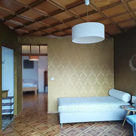 Casa Jenini - Im Patrizierhaus Neben Schloss Lägenhet *