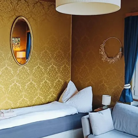 Appartement Casa Jenini - Im Patrizierhaus Neben Schloss *